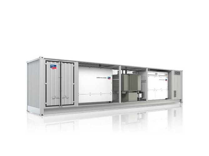The MVPS 40: a 40-ft station with two electrolyzer converters (EC-UP) – up to 8 MVA output, © SMA Sunbelt Energy GmbH The MVPS 40: a 40-ft station with two electrolyzer converters (EC-UP) – up to 8 MVA output, © SMA Sunbelt Energy GmbH