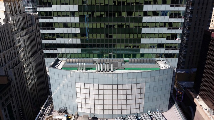 7-PHOTO---Times-Square---Bloom-klein