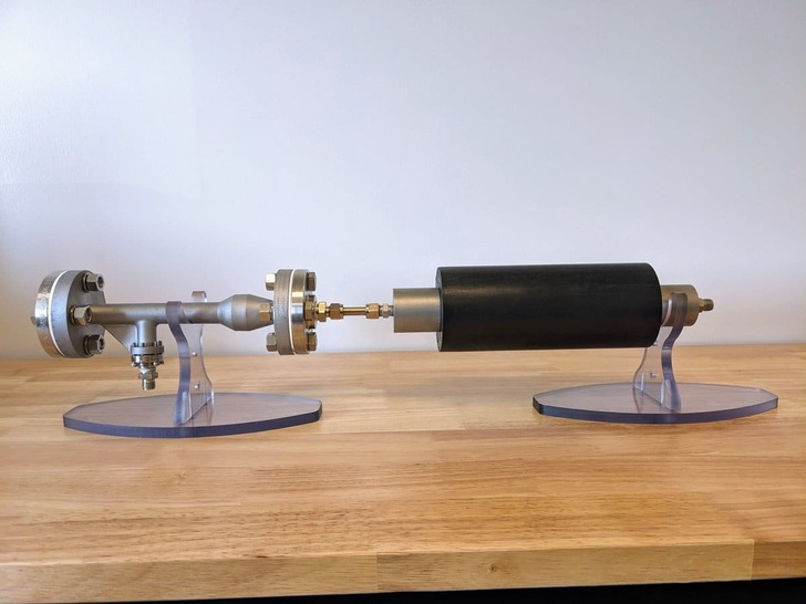 World’s first from One Scientific: the HydroGenMHD - © One Scientific
