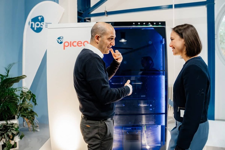 HPS founder Zeyad Abul-Ella with Vaitea Cowan of Enapter