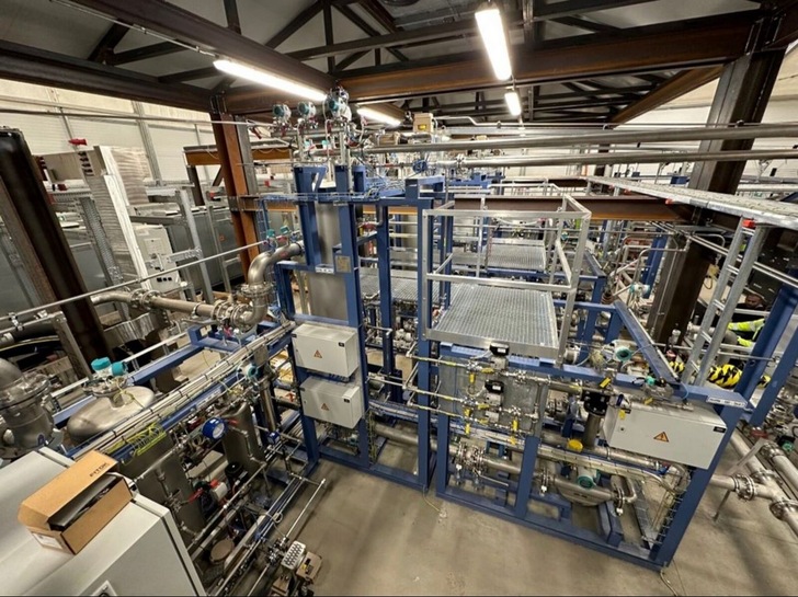 OffgridWind system (inside) in Floe, Denmark - © Thomas Schwabe, Siemens Gamesa, Leitprojekt H2Mare