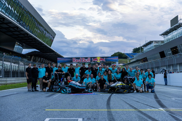 Different drive systems in the competition: this year, two hydrogen racing cars are also taking part for the first time.