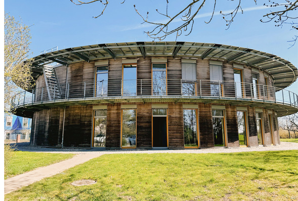 In Enertrag’s control center, data from over a thousand facilities is collected.