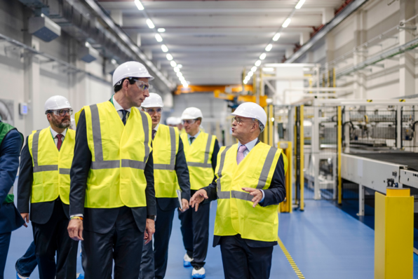 Guests and industry partners visit the production facility at Agfa.