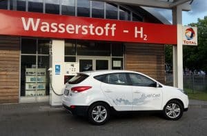 A Clean, Quiet and Comfortable Fuel Cell Car