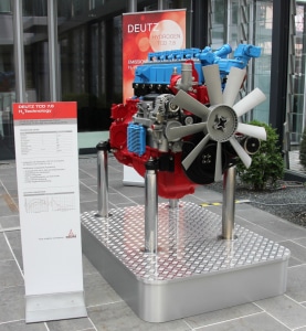 H2 engine in the foyer of the Deutz head office in Cologne-Portz