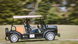 Electric buggy powered by a methanol fuel cell, © Dino Eisele